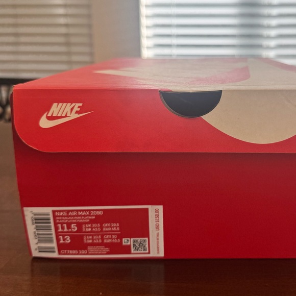 Nike Air Max 2090 White and Gray Athletic Shoes